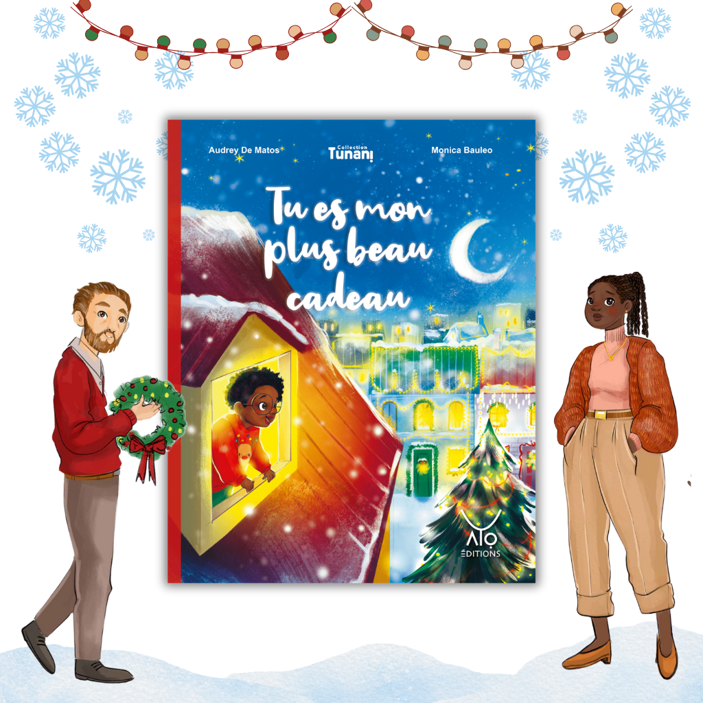 Couverture du livre jeunesse Tu es mon plus beau cadeau (AYO Éditions). On y voit un enfant noir regardant par la fenêtre d’une maison décorée pour Noël, avec un doudou dans les bras. Le décor extérieur montre un ciel étoilé, la lune et des maisons illuminées. Autour de la couverture, des illustrations festives : un homme blanc barbu en pull rouge tenant une couronne de Noël, et une femme noire en pantalon beige et gilet orange, avec des flocons de neige et une guirlande lumineuse en arrière-plan.